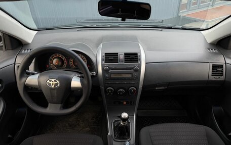 Toyota Corolla, 2010 год, 990 000 рублей, 13 фотография