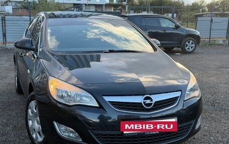 Opel Astra J, 2012 год, 700 000 рублей, 3 фотография