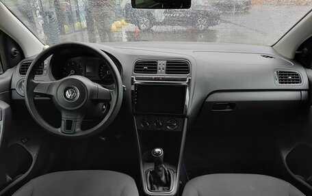 Volkswagen Polo VI (EU Market), 2012 год, 560 000 рублей, 17 фотография