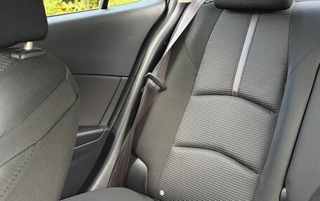 Mazda 3, 2018 год, 1 750 000 рублей, 13 фотография