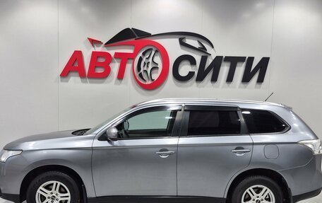 Mitsubishi Outlander III рестайлинг 3, 2013 год, 1 320 000 рублей, 4 фотография