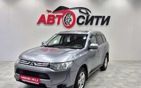 Mitsubishi Outlander III рестайлинг 3, 2013 год, 1 320 000 рублей, 3 фотография