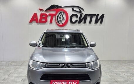 Mitsubishi Outlander III рестайлинг 3, 2013 год, 1 320 000 рублей, 2 фотография