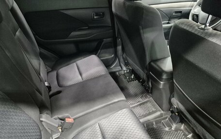 Mitsubishi Outlander III рестайлинг 3, 2013 год, 1 320 000 рублей, 16 фотография