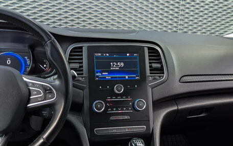 Renault Megane IV, 2017 год, 1 299 000 рублей, 16 фотография