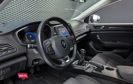 Renault Megane IV, 2017 год, 1 299 000 рублей, 10 фотография