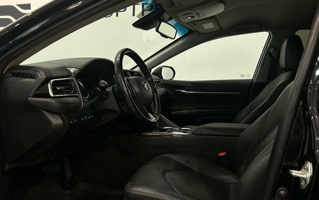 Toyota Camry, 2019 год, 2 529 000 рублей, 15 фотография