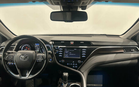 Toyota Camry, 2019 год, 2 529 000 рублей, 17 фотография
