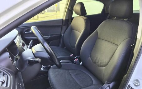 KIA Rio III рестайлинг, 2015 год, 740 000 рублей, 14 фотография
