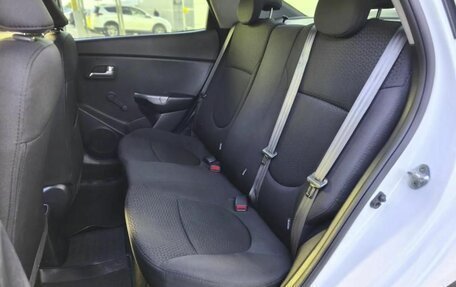 KIA Rio III рестайлинг, 2015 год, 740 000 рублей, 16 фотография