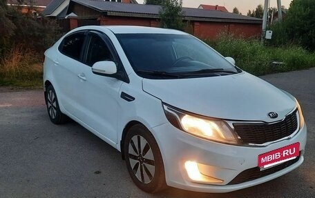 KIA Rio III рестайлинг, 2014 год, 675 000 рублей, 2 фотография