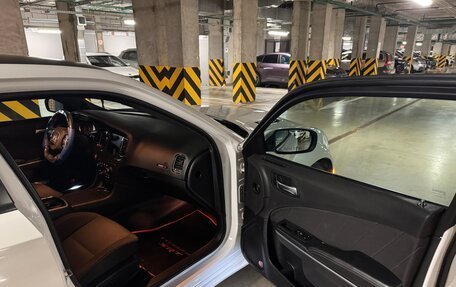Dodge Charger, 2019 год, 4 400 000 рублей, 11 фотография
