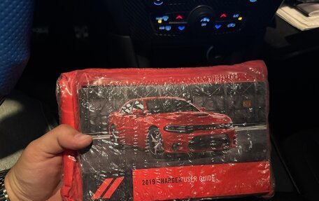 Dodge Charger, 2019 год, 4 400 000 рублей, 26 фотография