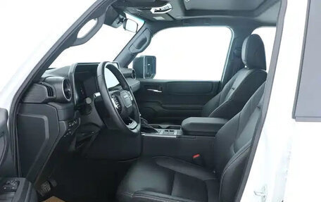 Toyota Land Cruiser Prado, 2024 год, 10 800 550 рублей, 12 фотография