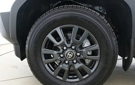 Toyota Land Cruiser Prado, 2024 год, 10 800 550 рублей, 14 фотография