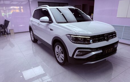 Volkswagen T-Cross I, 2022 год, 1 811 000 рублей, 3 фотография