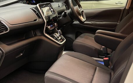 Nissan Serena IV, 2018 год, 1 500 000 рублей, 9 фотография