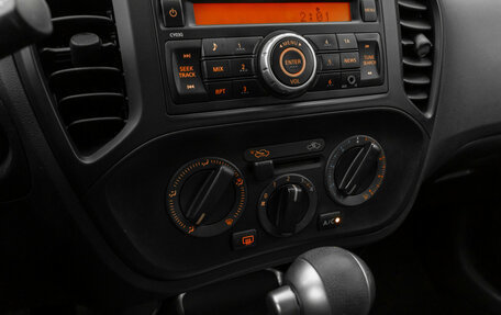 Nissan Juke II, 2013 год, 1 040 000 рублей, 16 фотография