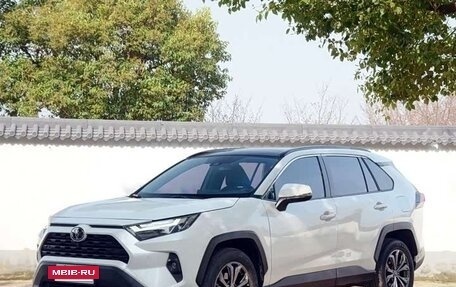 Toyota RAV4, 2024 год, 3 599 550 рублей, 5 фотография
