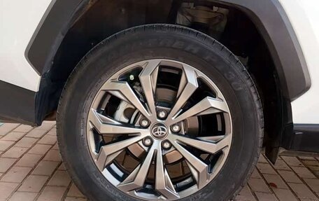 Toyota RAV4, 2024 год, 3 599 550 рублей, 16 фотография