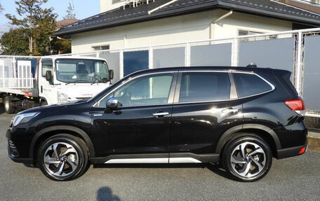 Subaru Forester, 2023 год, 2 427 000 рублей, 3 фотография