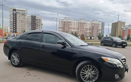 Toyota Camry, 2011 год, 950 000 рублей, 7 фотография