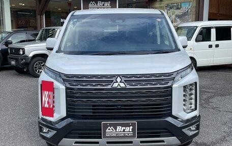 Mitsubishi Delica D:5 I, 2023 год, 3 500 000 рублей, 2 фотография