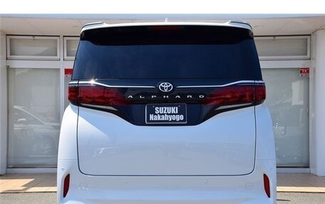 Toyota Alphard, 2025 год, 8 000 000 рублей, 3 фотография