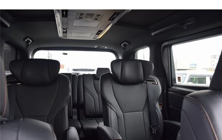 Toyota Alphard, 2025 год, 8 000 000 рублей, 14 фотография