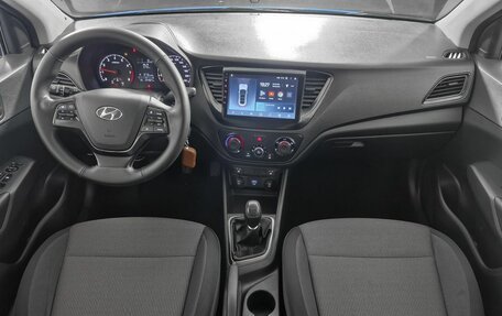 Hyundai Solaris II рестайлинг, 2019 год, 1 059 000 рублей, 13 фотография