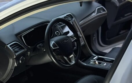Ford Fusion (North America) II, 2019 год, 1 550 000 рублей, 13 фотография