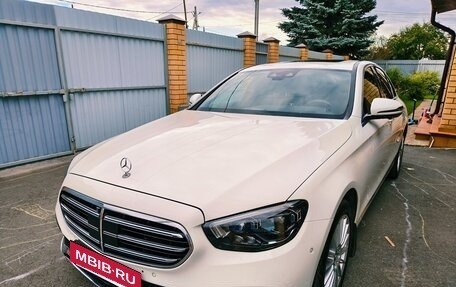 Mercedes-Benz E-Класс, 2020 год, 4 450 000 рублей, 6 фотография