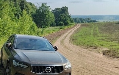 Volvo V90 Cross Country I рестайлинг, 2017 год, 3 650 000 рублей, 1 фотография