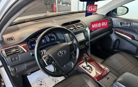 Toyota Camry, 2012 год, 1 649 000 рублей, 10 фотография