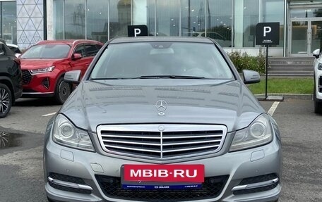 Mercedes-Benz C-Класс, 2012 год, 1 000 000 рублей, 3 фотография