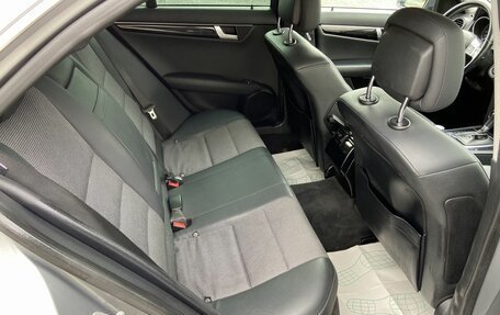 Mercedes-Benz C-Класс, 2012 год, 1 000 000 рублей, 12 фотография