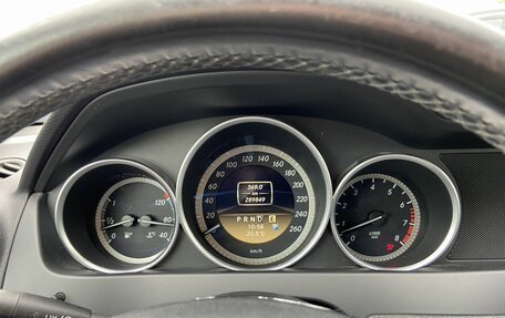 Mercedes-Benz C-Класс, 2012 год, 1 000 000 рублей, 16 фотография