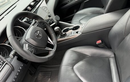 Toyota Camry, 2019 год, 2 000 000 рублей, 2 фотография