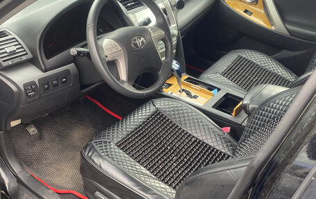 Toyota Camry, 2006 год, 550 000 рублей, 3 фотография