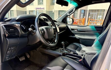 Toyota Hilux VIII, 2018 год, 4 290 000 рублей, 11 фотография