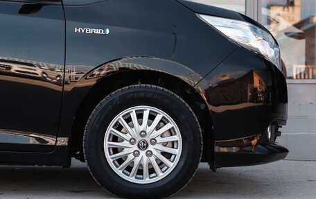 Toyota Noah III, 2017 год, 2 300 000 рублей, 9 фотография
