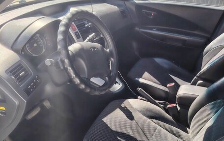 Hyundai Tucson III, 2007 год, 700 000 рублей, 8 фотография