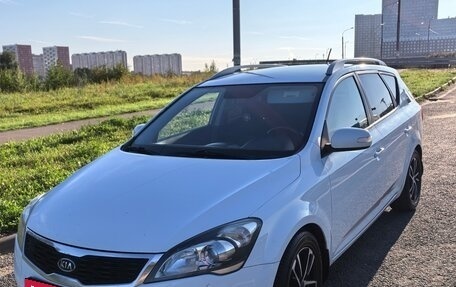 KIA cee'd I рестайлинг, 2011 год, 730 000 рублей, 1 фотография