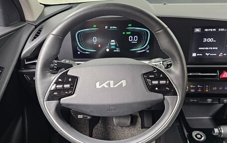 KIA Niro, 2022 год, 2 100 000 рублей, 13 фотография