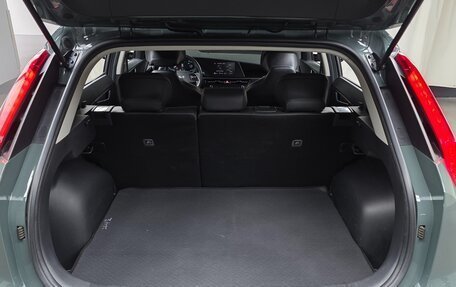 KIA Niro, 2022 год, 2 100 000 рублей, 21 фотография