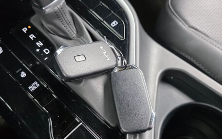KIA Niro, 2022 год, 2 100 000 рублей, 20 фотография