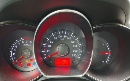 KIA Rio III рестайлинг, 2015 год, 890 000 рублей, 17 фотография