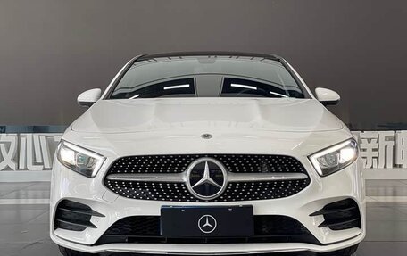 Mercedes-Benz A-Класс, 2022 год, 1 580 000 рублей, 2 фотография
