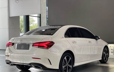 Mercedes-Benz A-Класс, 2022 год, 1 580 000 рублей, 6 фотография