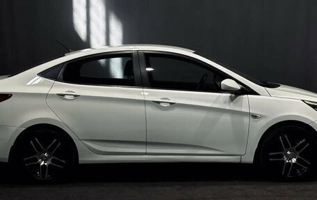 Hyundai Solaris II рестайлинг, 2015 год, 903 000 рублей, 4 фотография